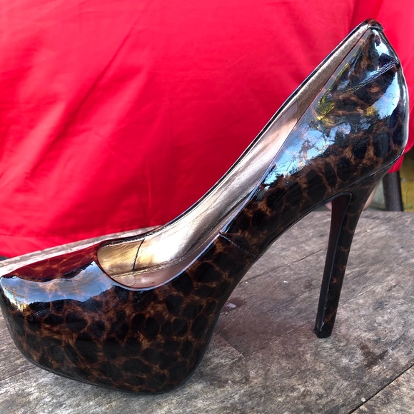 Steve Madden cheetah print heels, nearly new - Picture 3 of 4